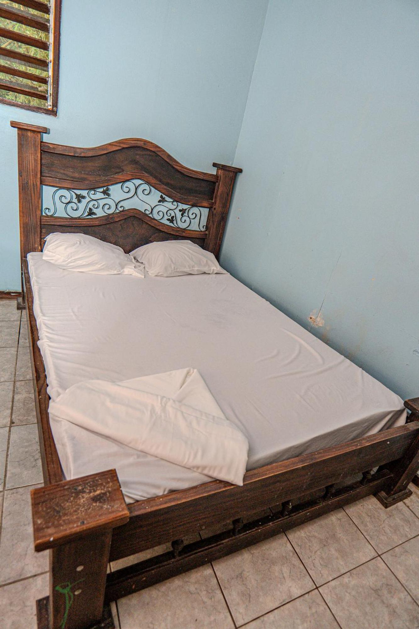 Costa Linda Art Hostel Manuel Antonio Exteriér fotografie