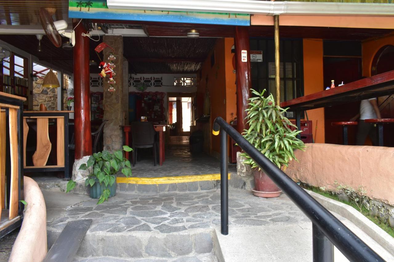 Costa Linda Art Hostel Manuel Antonio Exteriér fotografie